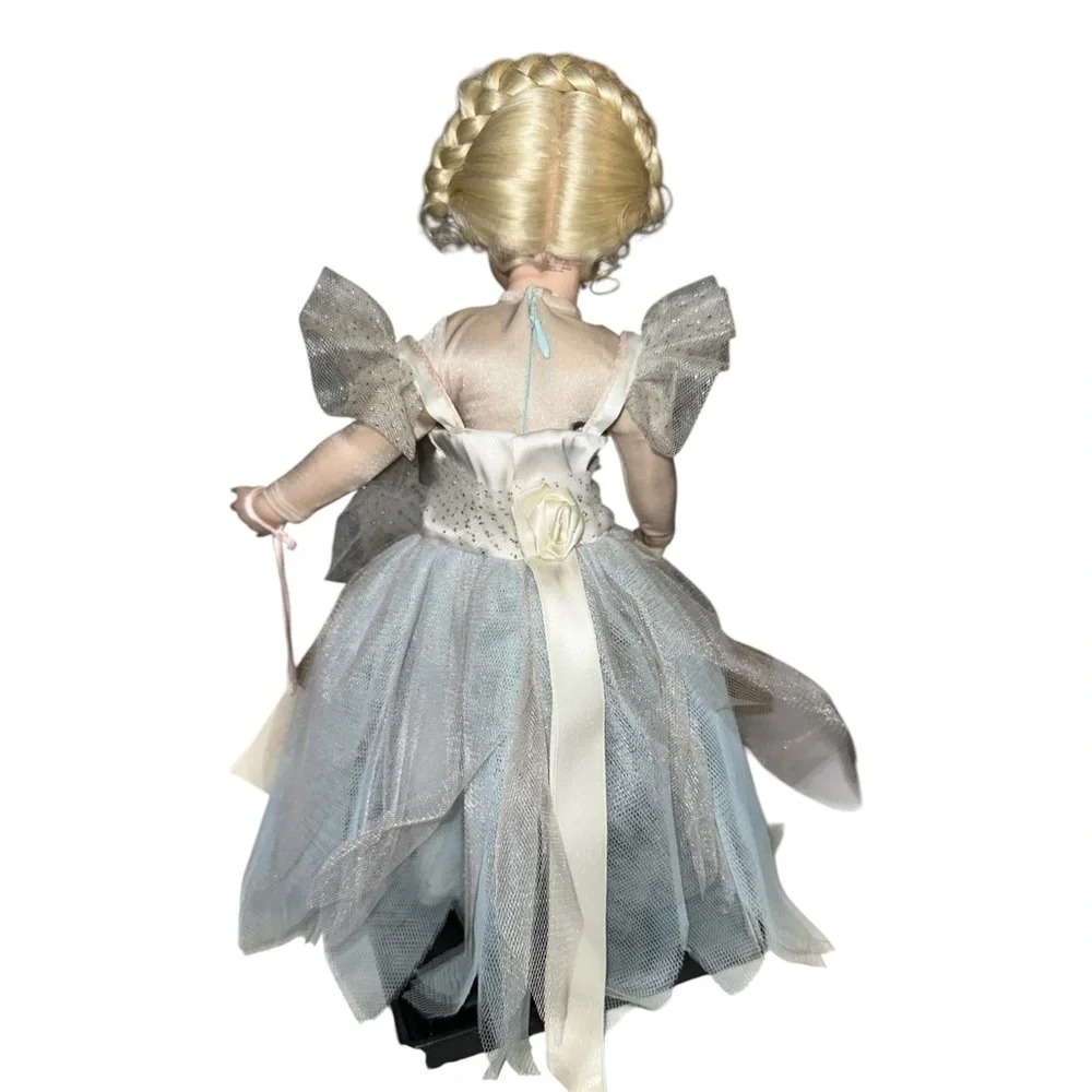 Vintage Vanessa ballerina doll sculpted by Hellen Hamilton Collection Kish 17”